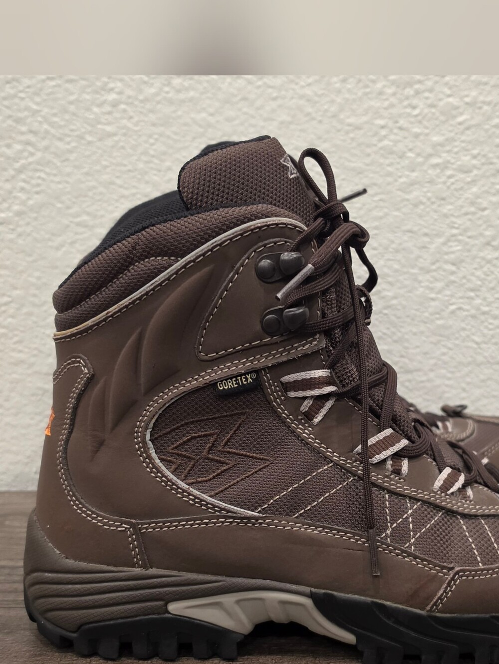Garmont Momentum WP Men's Winter Hiking Boots Waterproof Size 9 EUR 41 NWOB